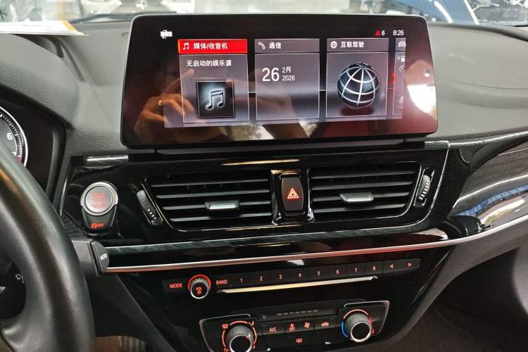 Used BMW 1 Series 2023 125i M Sport Night Edition Audio And AC Panel