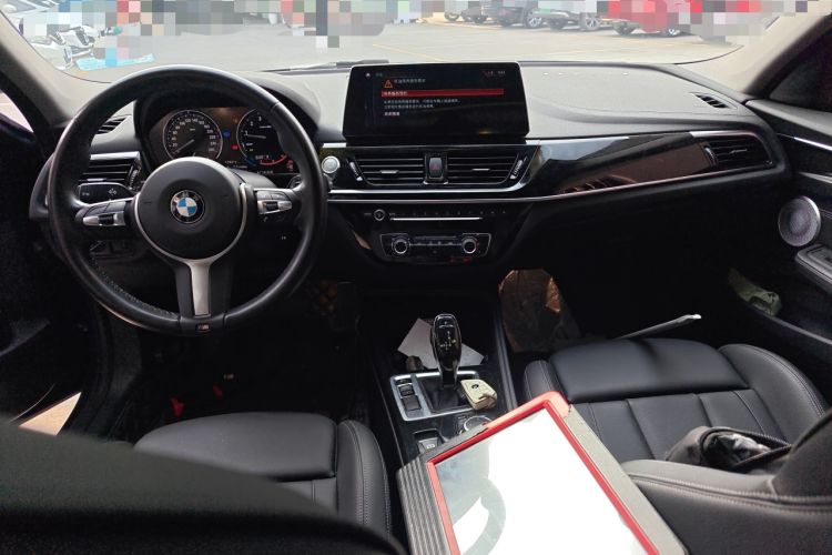 Used BMW 1 Series 2023 125i M Sport Night Edition Center Console