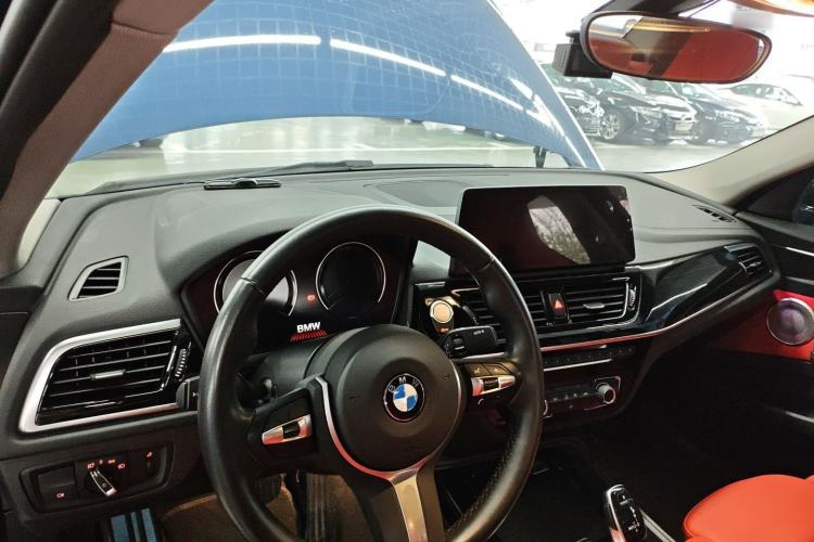 Used BMW 1 Series 2023 125i M Sport Night Edition Center Console