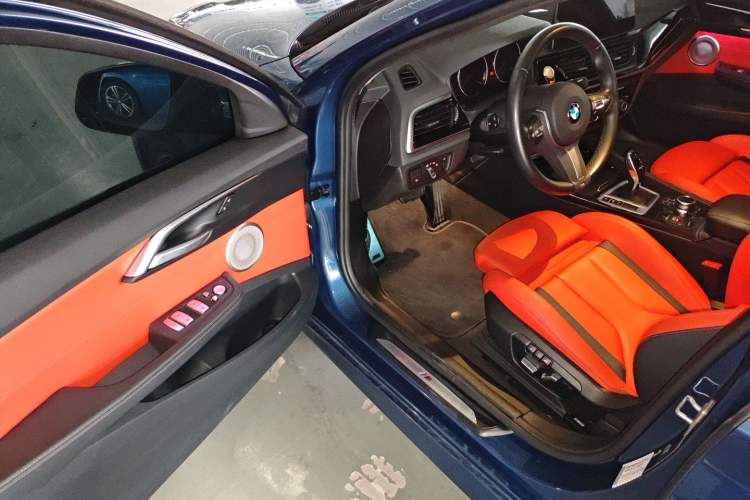 Used BMW 1 Series 2023 125i M Sport Night Edition Driver Seat