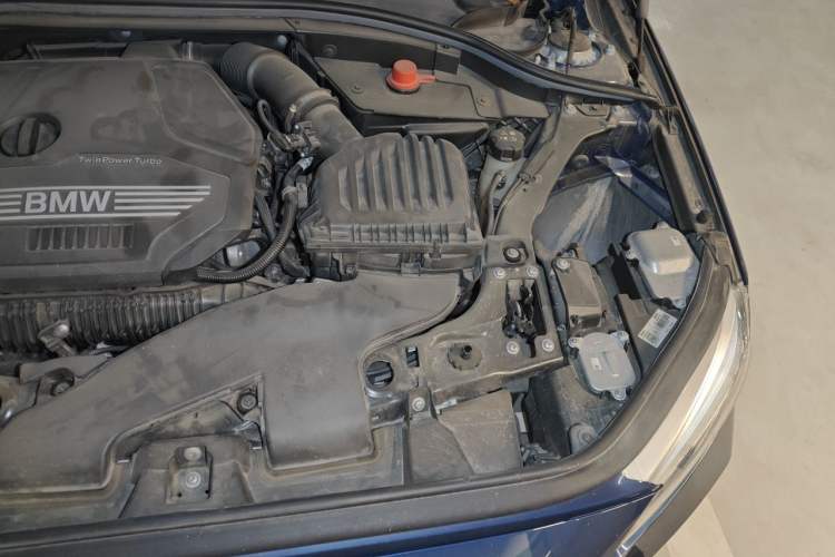 Used BMW 1 Series 2023 125i M Sport Night Edition Engine Bay Left
