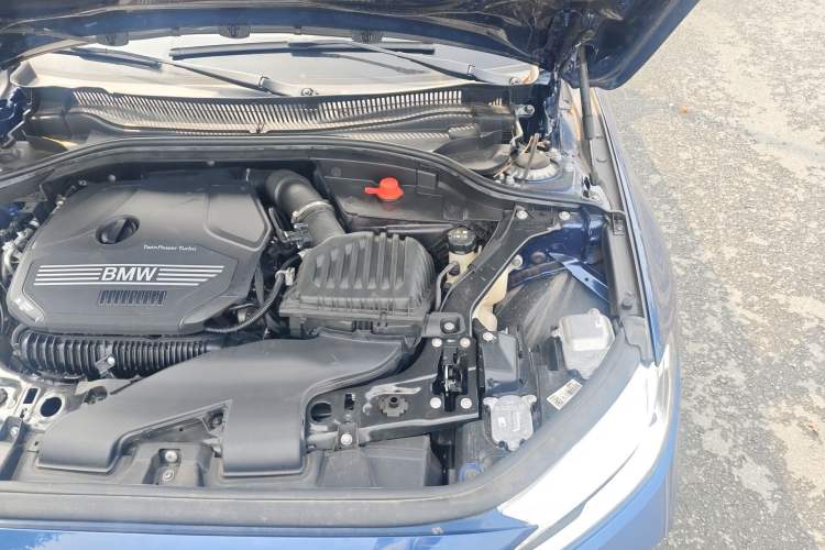 Used BMW 1 Series 2023 125i M Sport Night Edition Engine Bay Left
