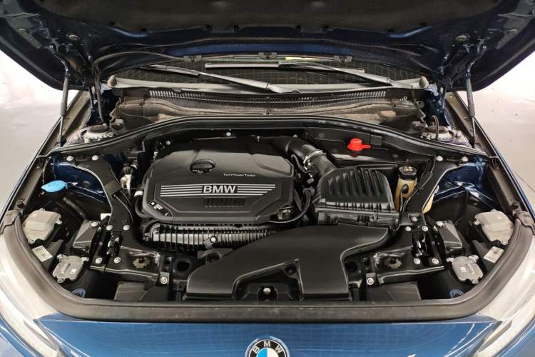 Used BMW 1 Series 2023 125i M Sport Night Edition Engine Bay