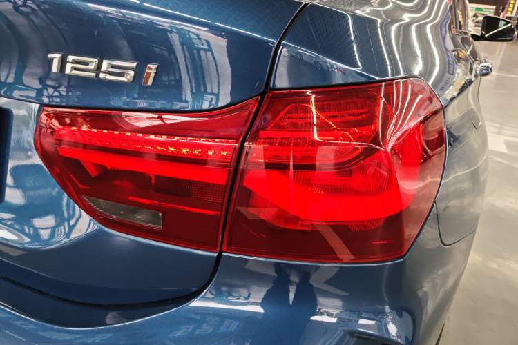 Used BMW 1 Series 2023 125i M Sport Night Edition Exterior 3