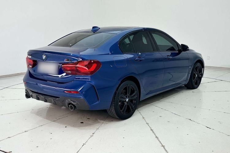 Used BMW 1 Series 2023 125i M Sport Night Edition Exterior 3