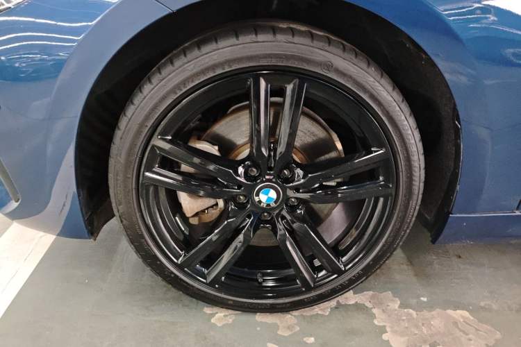 Used BMW 1 Series 2023 125i M Sport Night Edition Exterior 4
