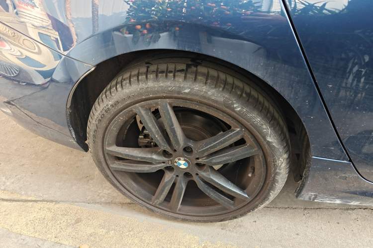 Used BMW 1 Series 2023 125i M Sport Night Edition Exterior 5