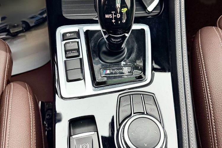 Used BMW 1 Series 2023 125i M Sport Night Edition Gear Lever