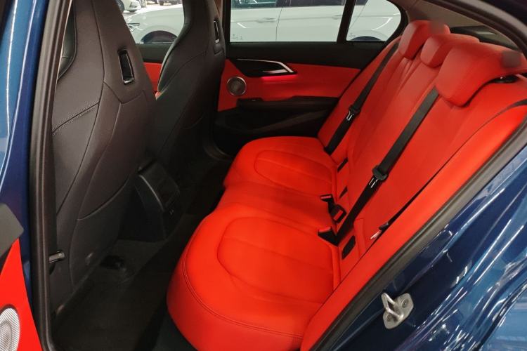 Used BMW 1 Series 2023 125i M Sport Night Edition Left Rear Seat