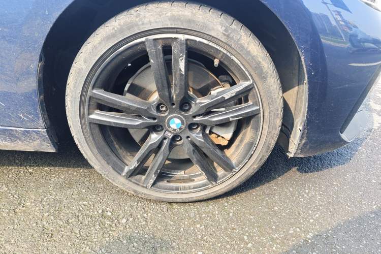 Used BMW 1 Series 2023 125i M Sport Night Edition Right Front Wheel Hub