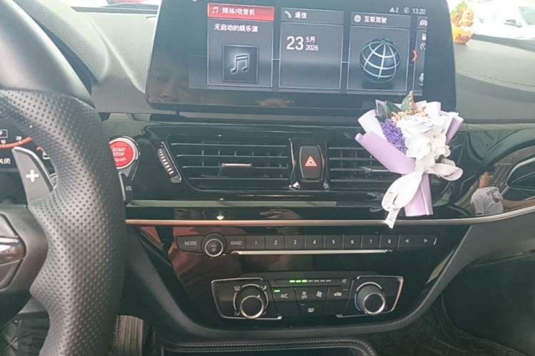 Used BMW 1 Series 2023 125i M Sport Night Edition Audio And AC Panel