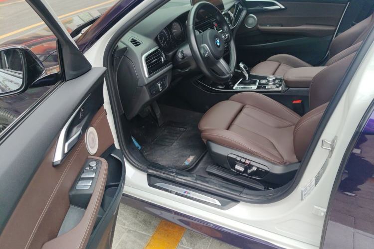 Used BMW 1 Series 2023 125i M Sport Night Edition Driver Seat