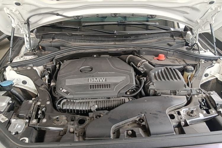 Used BMW 1 Series 2023 125i M Sport Night Edition Engine Bay