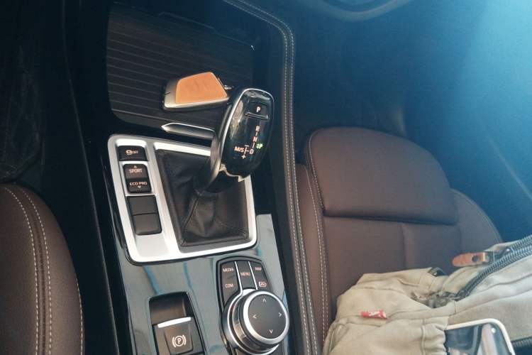 Used BMW 1 Series 2023 120i M Sport Night Edition Gear Lever