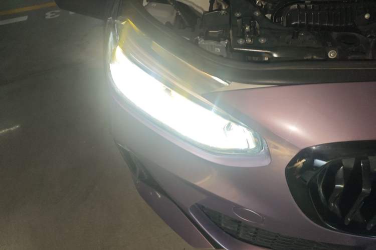 Used BMW 1 Series 2023 125i M Sport Night Edition Right Front Headlight