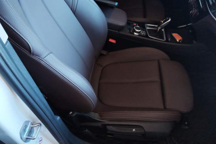 Used BMW 1 Series 2023 120i M Sport Night Edition Right Front Seat