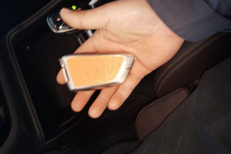 Used BMW 1 Series 2023 120i M Sport Night Edition Vehicle Key