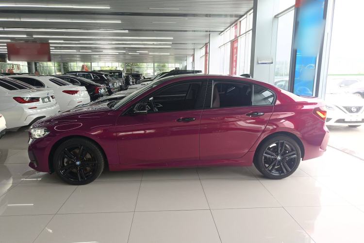Used BMW 1 Series 2023 125i M Sport Night Edition Exterior 3