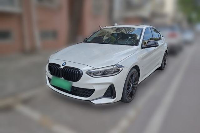 Ojetý BMW 1 Series 2023 125i M Sport Night Edition