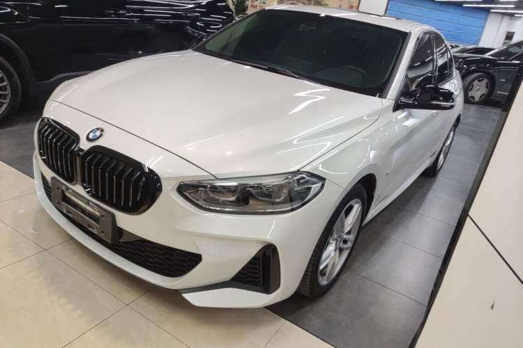 Used BMW 1 Series 2023 120i M Sport Night Edition Guazi used car, China used car export, Used car for sale, Used  cars, Cheapest cars for sale