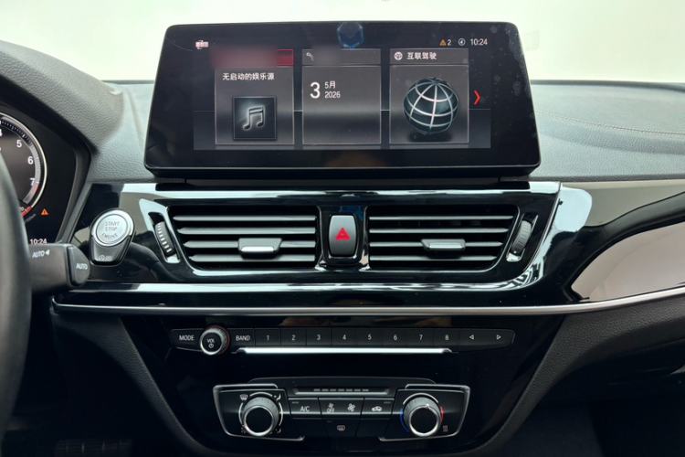 Used BMW 1 Series 2023 120i M Sport Night Edition Audio And AC Panel