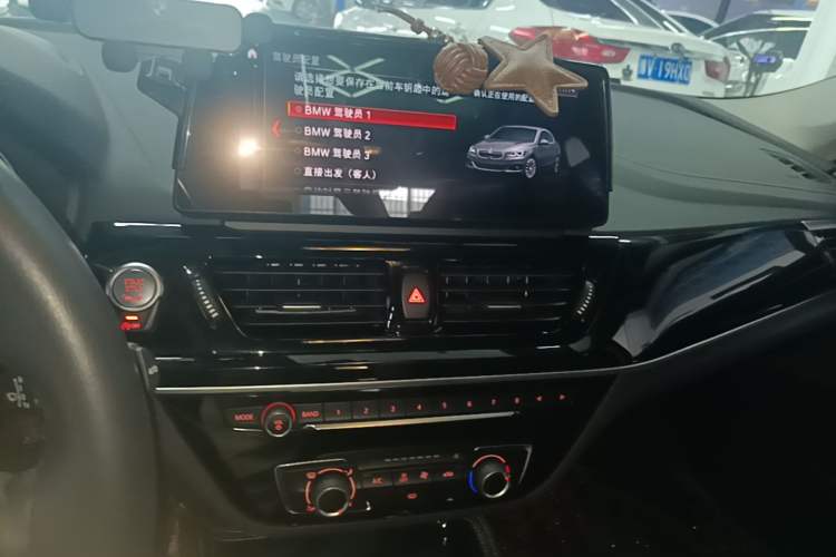Used BMW 1 Series 2023 125i M Sport Night Edition Audio And AC Panel