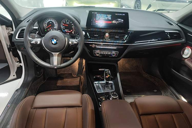 Used BMW 1 Series 2023 125i M Sport Night Edition Audio And AC Panel