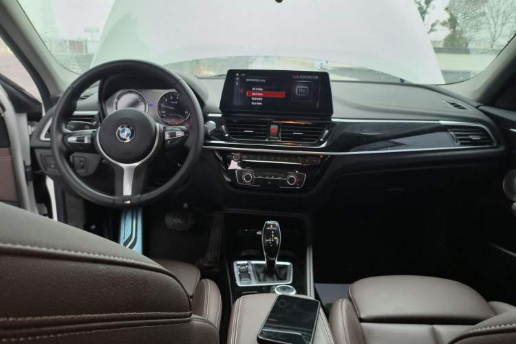 Used BMW 1 Series 2023 120i M Sport Night Edition Audio And AC Panel