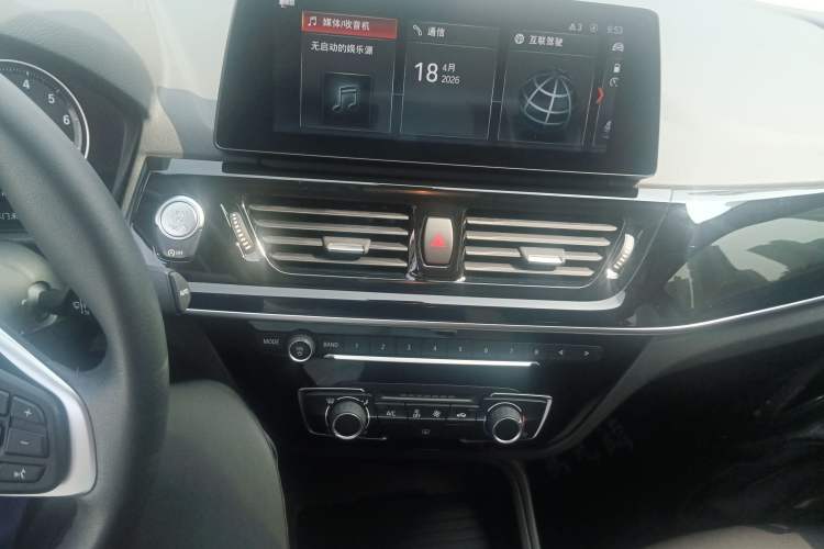 Used BMW 1 Series 2023 120i M Sport Edition Audio And AC Panel