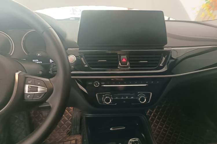Used BMW 1 Series 2023 125i M Sport Night Edition Audio And AC Panel