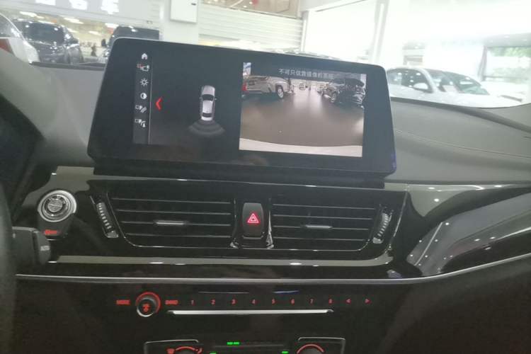 Used BMW 1 Series 2023 120i M Sport Brilliant Edition Audio And AC Panel