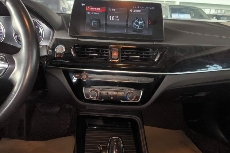 Used BMW 1 Series 2023 120i M Sport Night Edition Audio And AC Panel