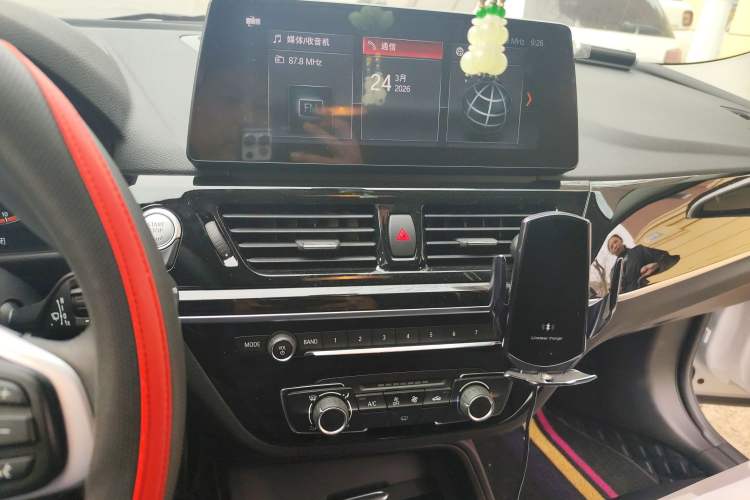 Used BMW 1 Series 2023 120i M Sport Edition Audio And AC Panel