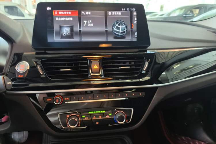 Used BMW 1 Series 2023 120i M Sport Edition Audio And AC Panel