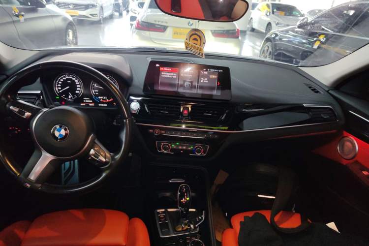 Used BMW 1 Series 2023 125i M Sport Night Edition Audio And AC Panel