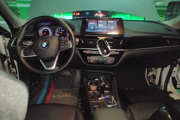 Used BMW 1 Series 2023 120i M Sport Edition Center Console