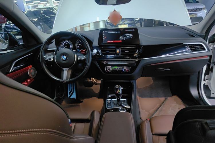 Used BMW 1 Series 2023 125i M Sport Night Edition Center Console
