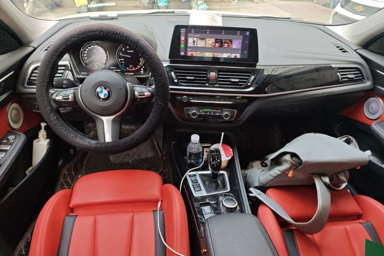 Used BMW 1 Series 2023 125i M Sport Night Edition Center Console