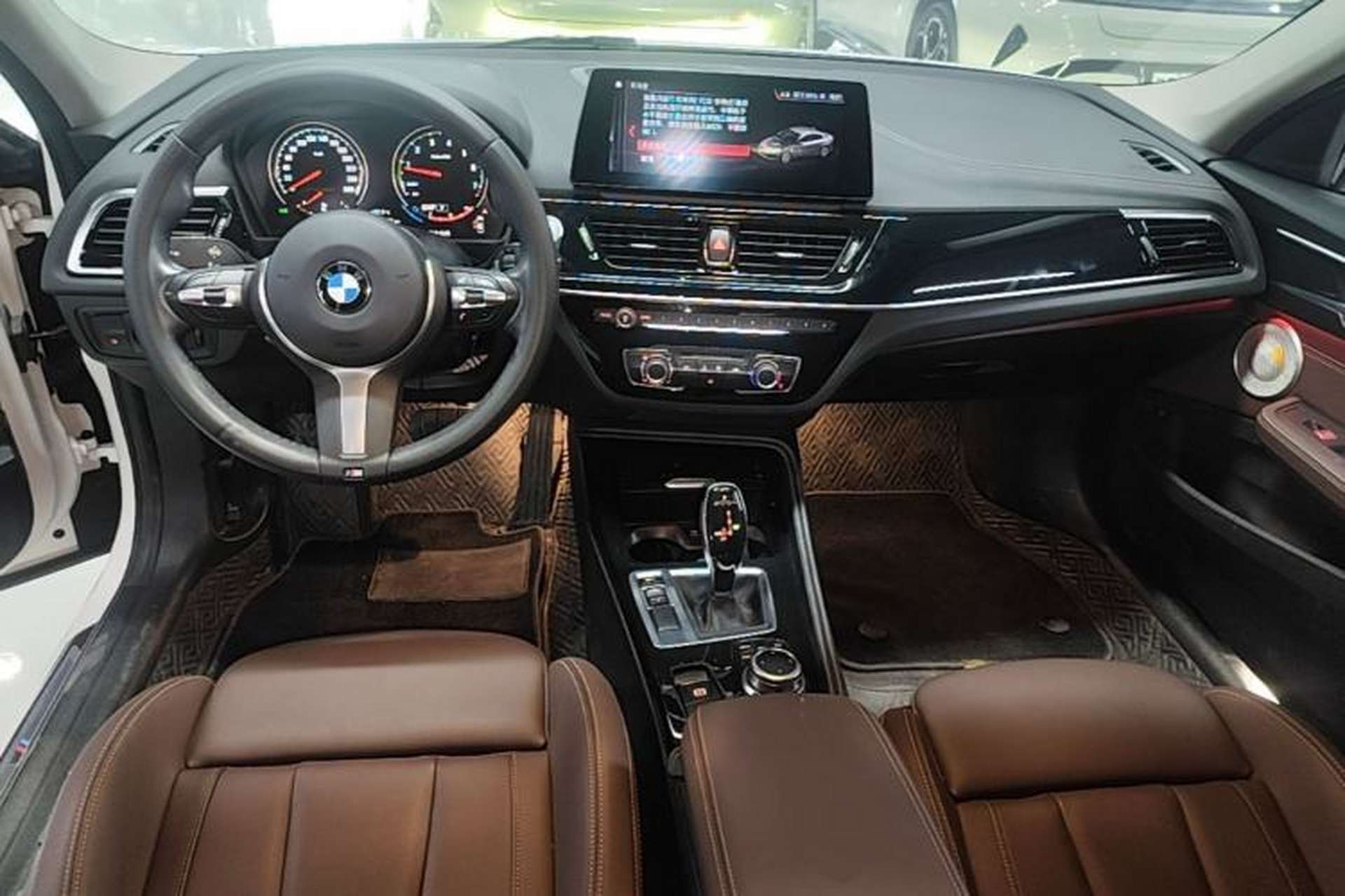 Used BMW 1 Series 2023 125i M Sport Night Edition Center Console