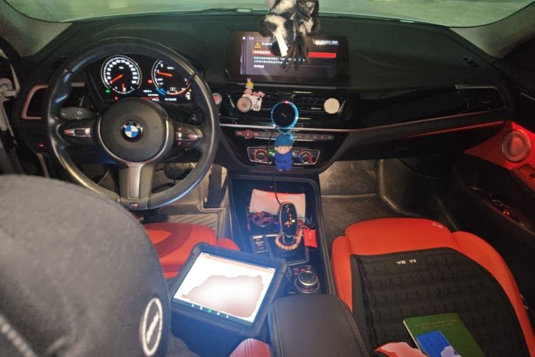 Used BMW 1 Series 2023 125i M Sport Night Edition Center Console