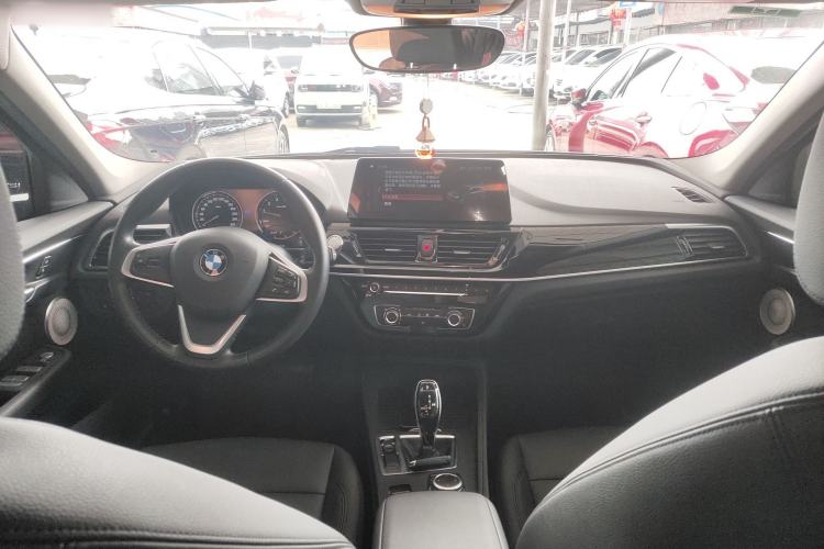 Used BMW 1 Series 2023 120i M Sport Edition Center Console