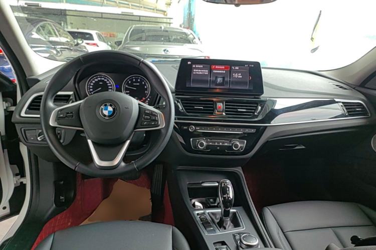 Used BMW 1 Series 2023 120i M Sport Edition Center Console
