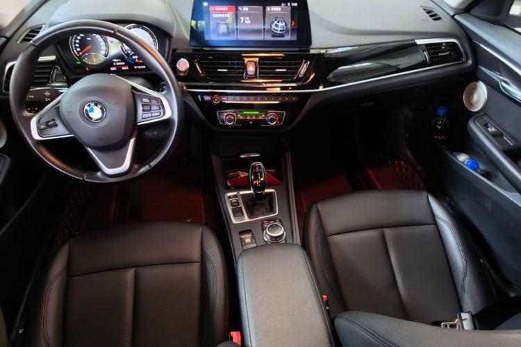 Used BMW 1 Series 2023 120i M Sport Edition Center Console