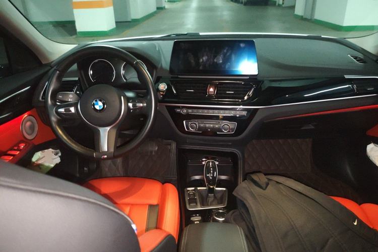 Used BMW 1 Series 2023 125i M Sport Night Edition Center Console