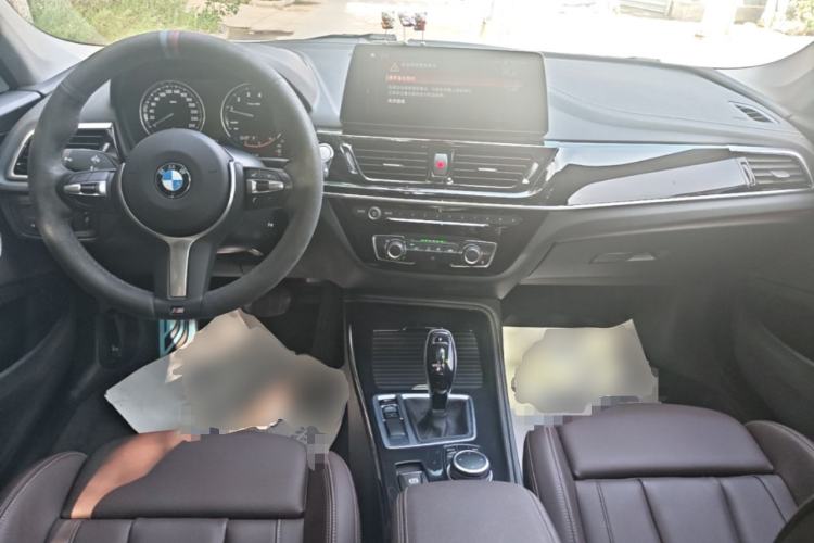 Used BMW 1 Series 2023 125i M Sport Night Edition Center Console