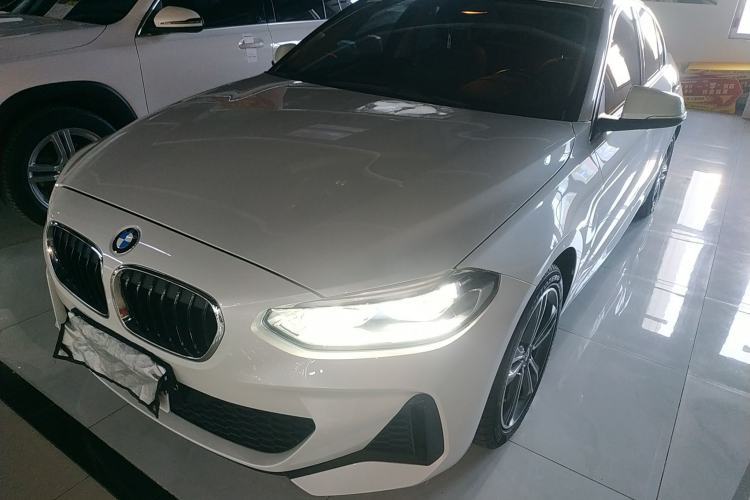 Used BMW 1 Series 2023 120i M Sport Edition Guazi used car, China used car export, Used car for sale, Used cars, Cheapest cars for sale