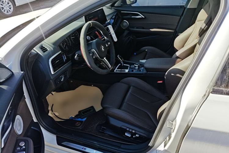 Used BMW 1 Series 2023 125i M Sport Night Edition Driver Seat