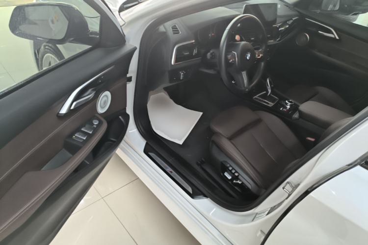 Used BMW 1 Series 2023 120i M Sport Night Edition Driver Seat