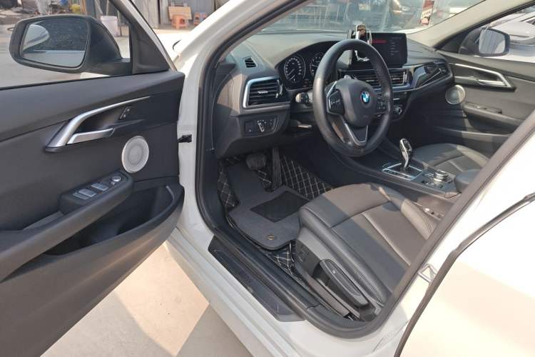 Used BMW 1 Series 2023 120i M Sport Edition Driver Seat