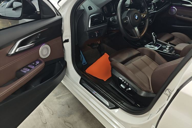 Used BMW 1 Series 2023 125i M Sport Night Edition Driver Seat